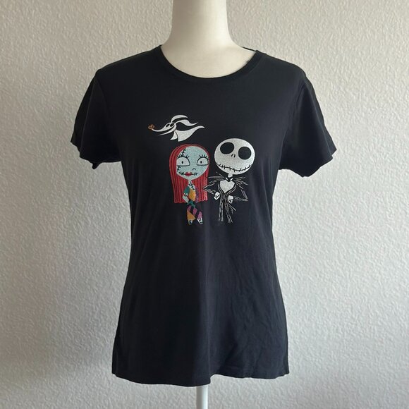 ๐ Disney Nightmare Before Christmas Graphic Tee - Picture 1 of 6